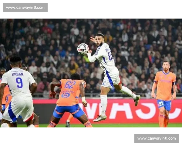 里昂主场迎战南特争夺联赛关键三分走势解析焦点对决前瞻与胜负看点